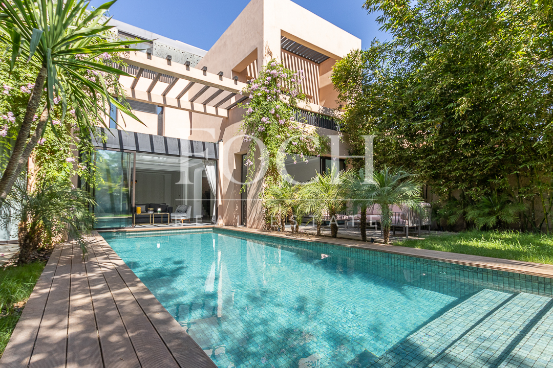 Incredible Villa with Exceptional Finishes