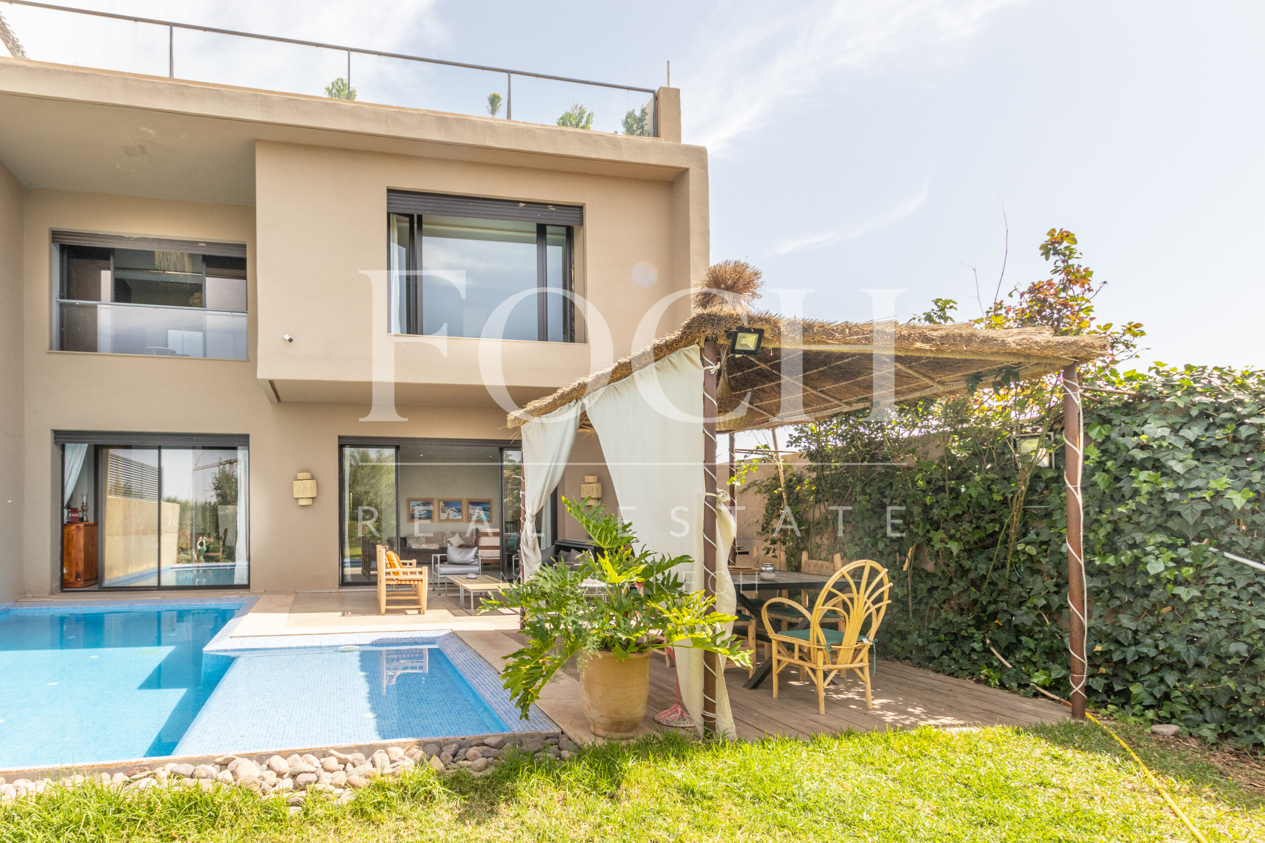 VILLA MODERNE MEUBLEE A 15MIN DU CENTRE