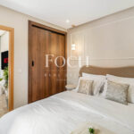 Neuf, Central, Moderne